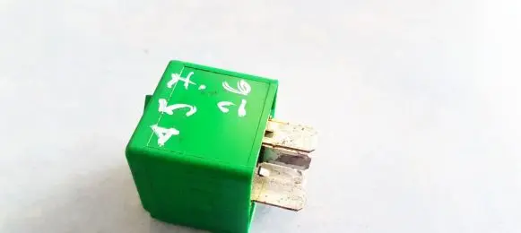 Ford Mondeo MK II Other relay 93GB13A025A1B
