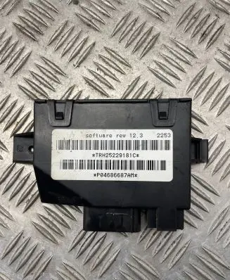 Chrysler Grand Voyager IV Tailgate/trunk control unit/module P04686687AM