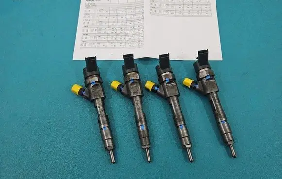 Volvo S40, V40 Fuel injectors set 0445110146 IMPRK1558371