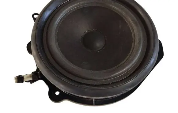 Audi A4 S4 B7 8E 8H Front door speaker 8E0035411