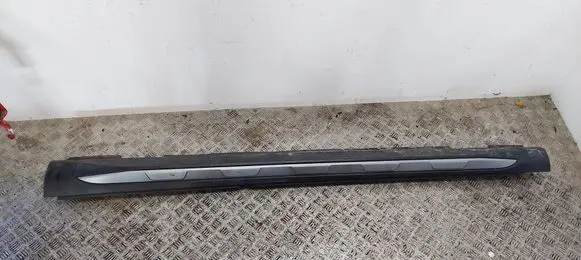 Mercedes-Benz GLA W156 X156 Sill 