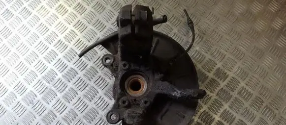 Volkswagen Caddy Front wheel hub