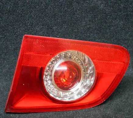 Tailgate rear/tail lights