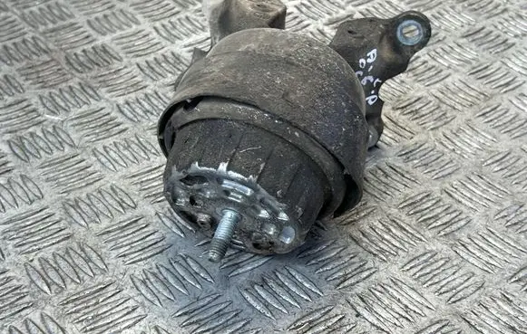 Audi A6 S6 C6 4F Engine mount bracket 4F0199307M