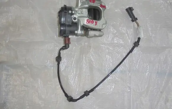 Fiat 500X Rear brake caliper