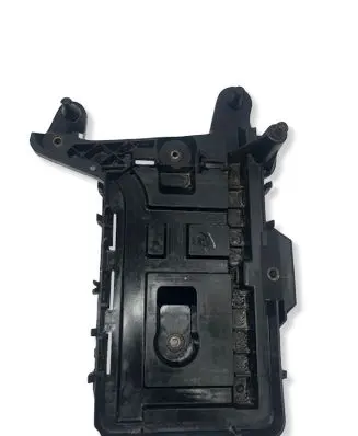 Volkswagen Golf V Battery box tray 1K0915333C