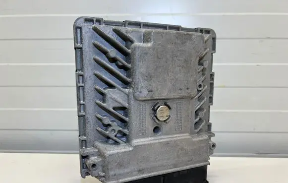 Audi A3 S3 8V Engine control unit/module 06K907425A