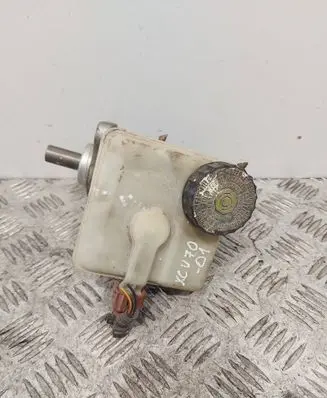 Volvo V70 Master brake cylinder 9157933