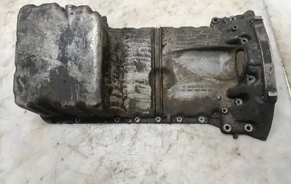 Oil sump