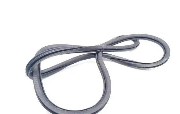 Opel Corsa F Front door rubber seal 