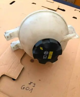 BMW X3M F97 Coolant expansion tank/reservoir