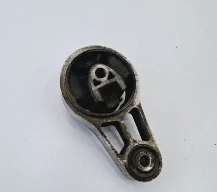 Engine mount bracket