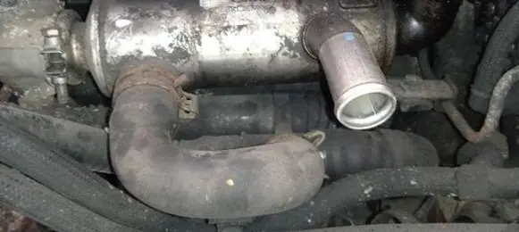 Citroen C4 I EGR valve cooler 9646762280