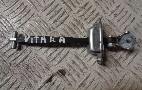 Suzuki Vitara (LY) Front door check strap stopper 