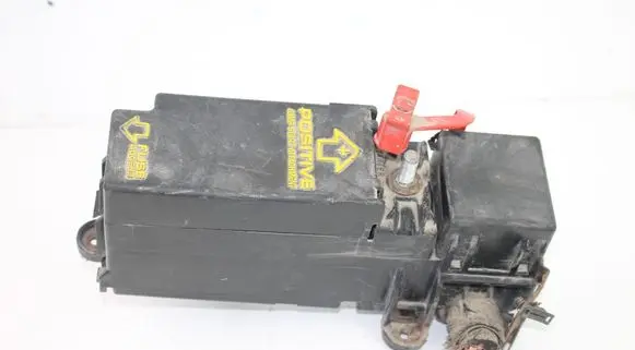 Chrysler Sebring (FJ - JX) Fuse module 1419A13B