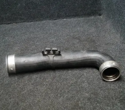 Volkswagen Golf V Intercooler hose/pipe 1K0145838C