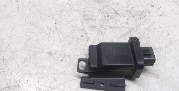 Subaru Outback Door control unit/module 8999130040 48411010610 11121