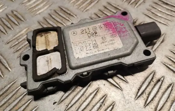 Mercedes-Benz E W211 Air quality sensor 2118300472
