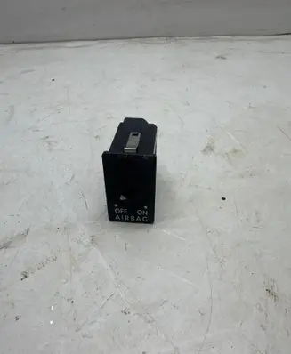 Volkswagen PASSAT B6 Passenger airbag on/off switch 3C0919237A