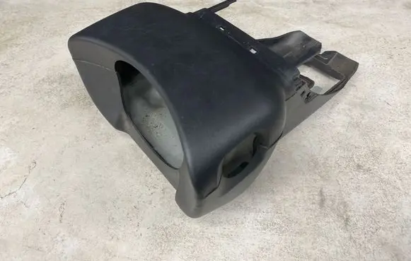 Volvo V50 Steering wheel column trim 30680134 30680133