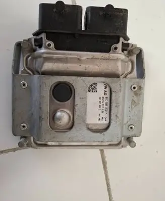 Skoda Citigo Engine control unit/module 04C907309E 04C906020M