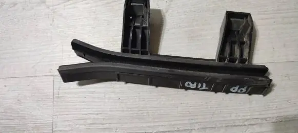 Fiat Tipo Front door windshield rail 51983935