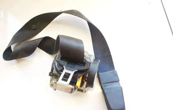 Skoda Superb B6 (3T) Front seatbelt 615479100 3t1857702