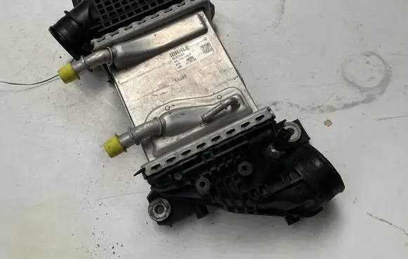 Volkswagen Polo VI Rear glass lock/latch W268 04L145749P