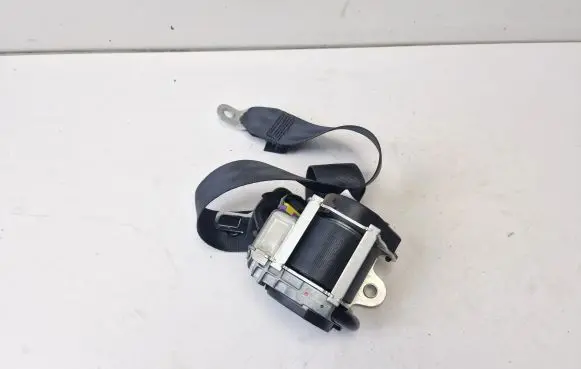 Skoda Octavia Mk2 (1Z) Front seatbelt 1Z0857702C