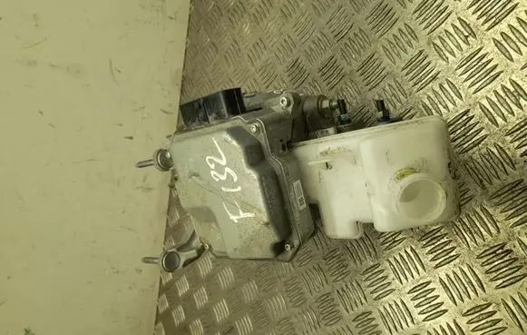 Nissan Leaf II (ZE1) Master brake cylinder 5SN0C