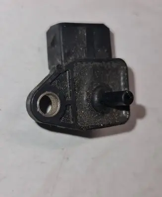 BMW 7 E38 Air pressure sensor 2244674 12126