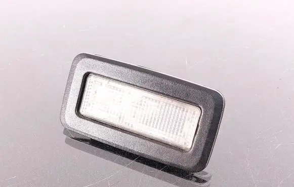 BMW X5 E70 Rear seat light 0005676022 9130833