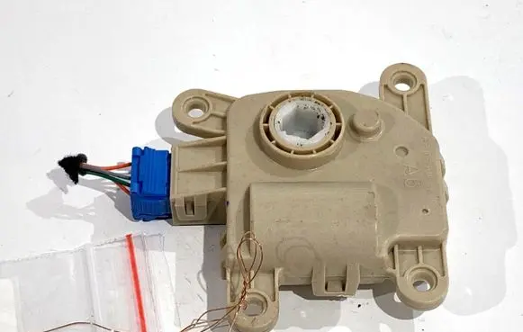 KIA Niro Air flap motor/actuator H400730930A