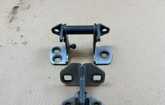 Tesla Model X Front door hinge set I120038
