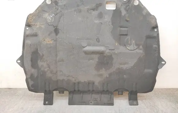 Peugeot Partner III Engine splash shield/under tray 9847329480
