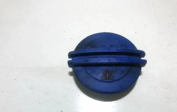 Ford Galaxy Coolant expansion tank/reservoir cap 3b0121321