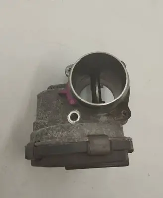 Peugeot 208 Throttle valve 9673534480 28275019 051012