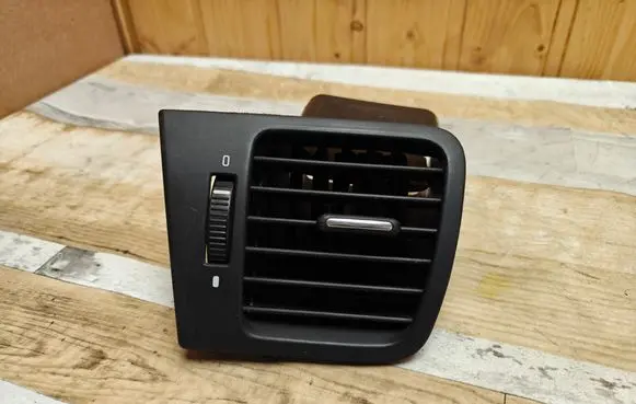 Dashboard side air vent grill/cover trim