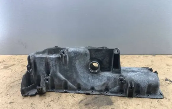 BMW X5 E70 Oil sump 11137796325 7796325 14341610
