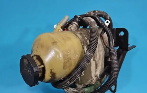 Opel Meriva B Power steering pump IMPRK1553912