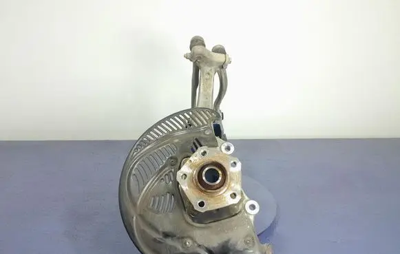 Audi A8 S8 D2 4D Front wheel hub spindle knuckle 4N0407559