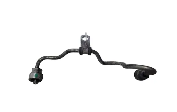 Volvo V40 Fuel injector supply line/pipe 