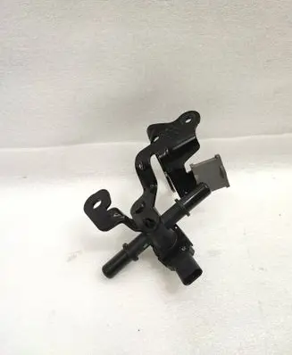 Volvo XC40 Fuel pressure regulator 32242588 8889552383