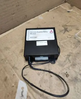 Mitsubishi Galant Keyless (KESSY) go control unit/module MZ311467 MZ311116