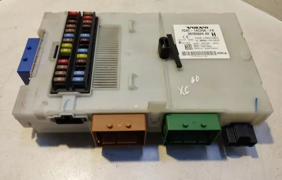 Volvo XC60 Fuse module 7G9T14C256FA 30765624AE