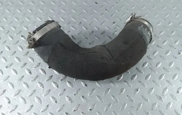 Audi A8 S8 D4 4H Intercooler hose/pipe 4H0145738P