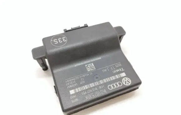 Seat Leon (1P) Gateway control module 1K0907530K 1K0907951