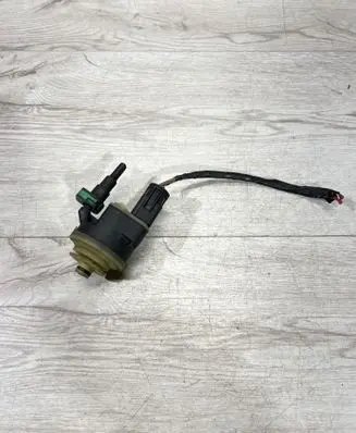 BMW 3 F30 F35 F31 Fuel filter heater 8572529 8367072