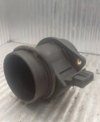 Renault Scenic I Mass air flow meter 7700105010B 22522009 5WK9615
