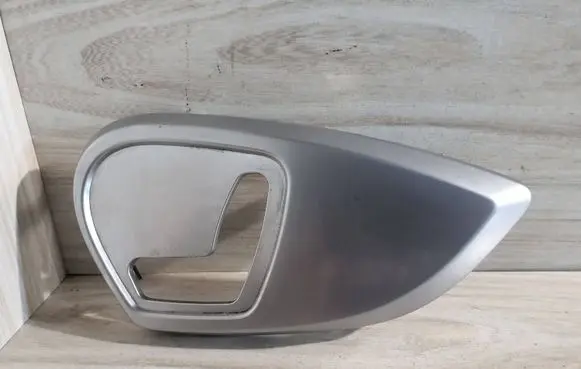 Mercedes-Benz ML W164 Front door seat control surround trim A6758 313205